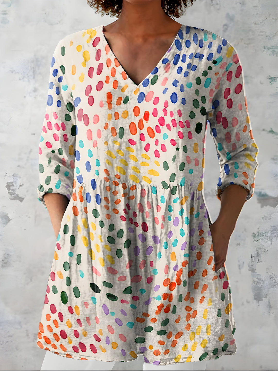 Indira – Flowing V-Neck Longline Blouse