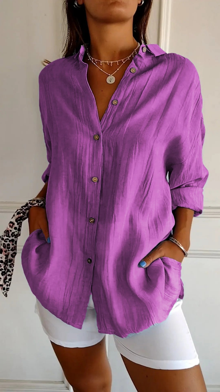 Cleo – Oversized Linen Shirt with Collar and Buttons