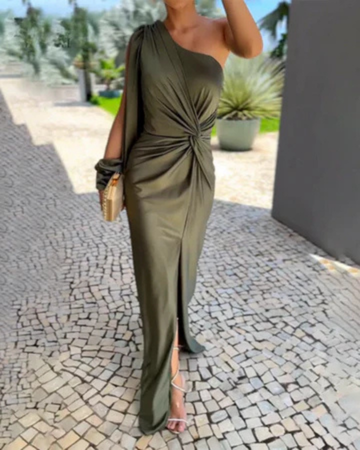 Zara – Green Satin One-Shoulder Maxi Dress with Twist Waist and Side Slit