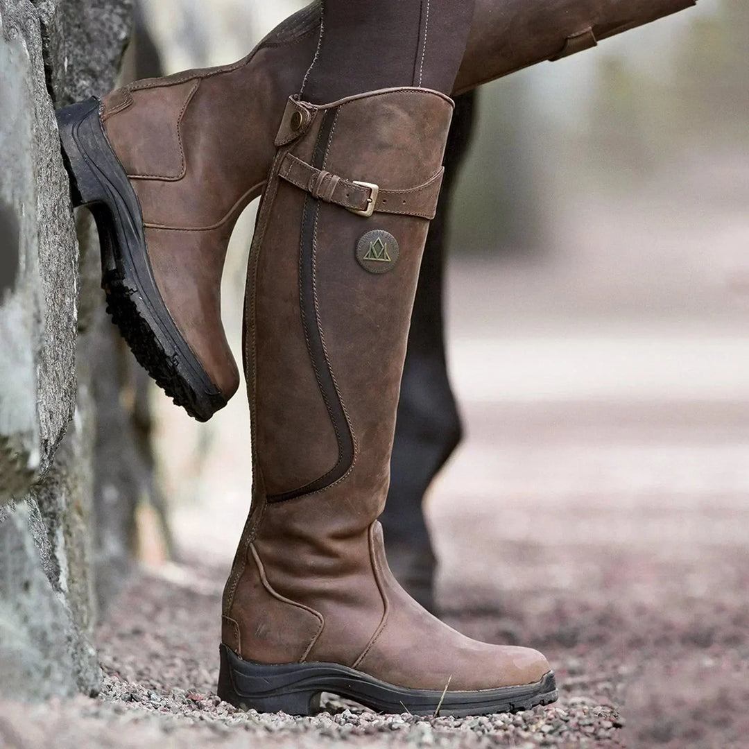 Hazel – Sleek Contemporary Ankle Boots