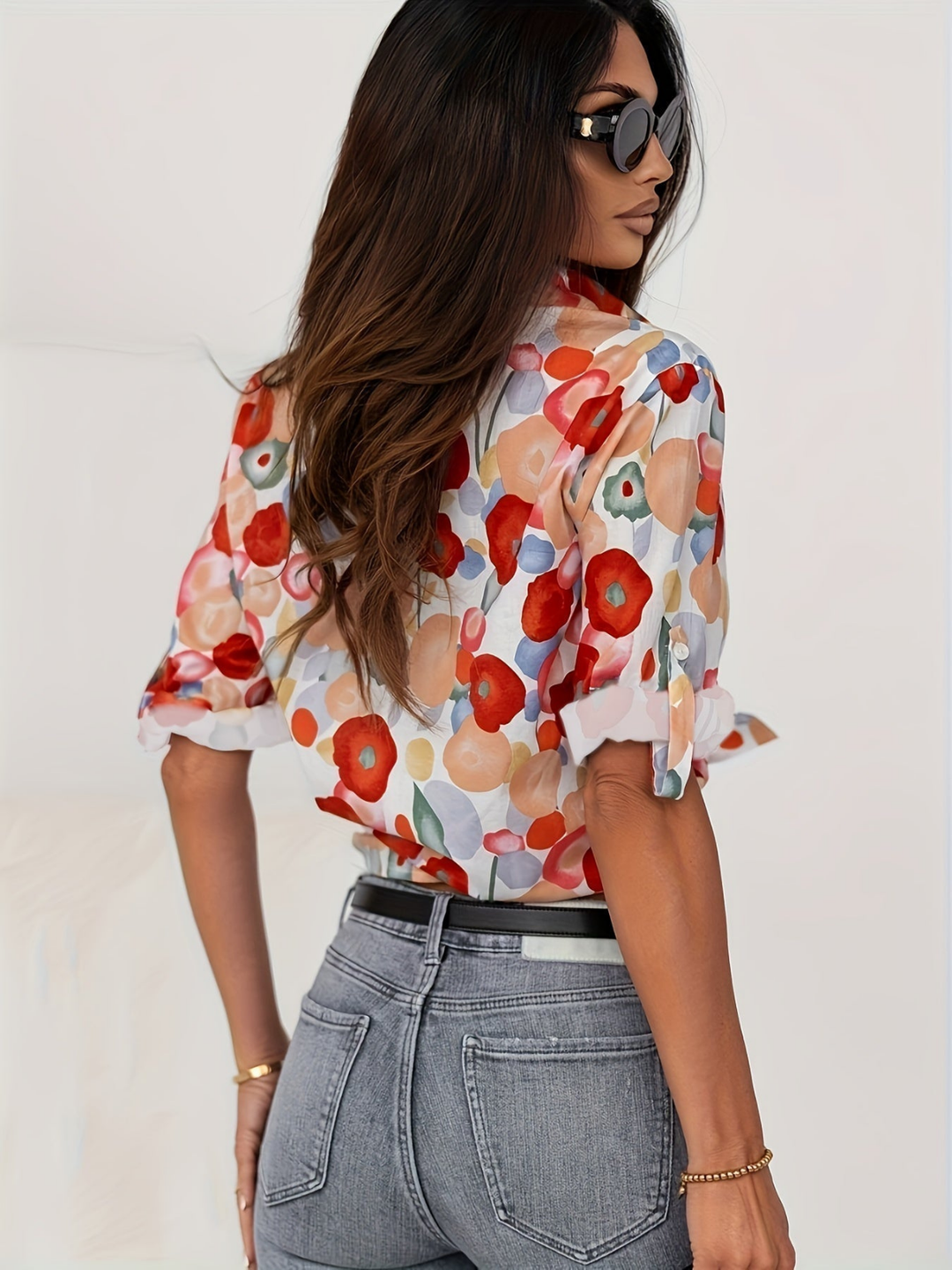 Demi – Bold Floral Linen Button-Down Shirt