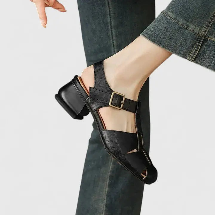Cleo – Sleek Leather Strap Sandals