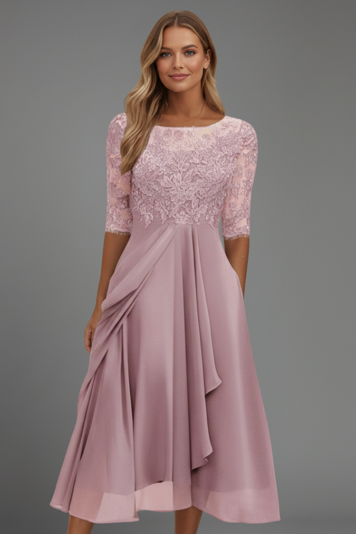 Sienna – Short Sleeve Dress with Round Neckline