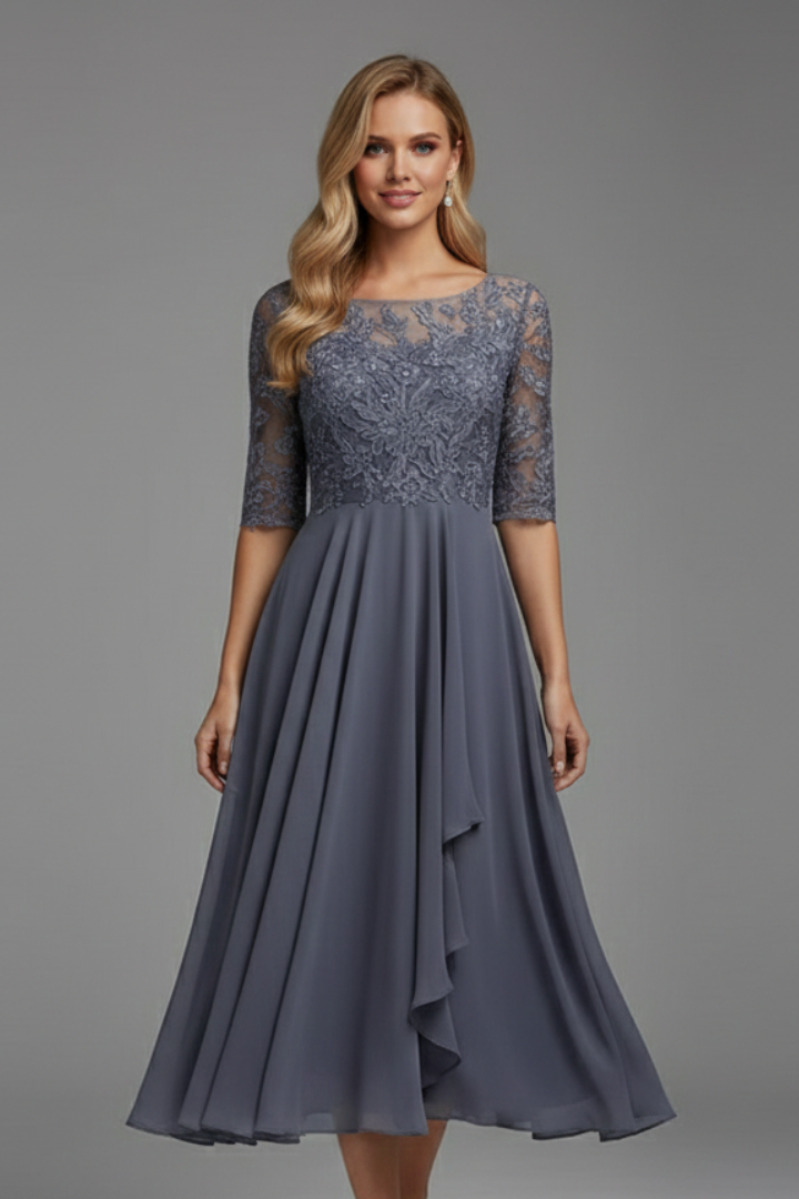 Sienna – Short Sleeve Dress with Round Neckline