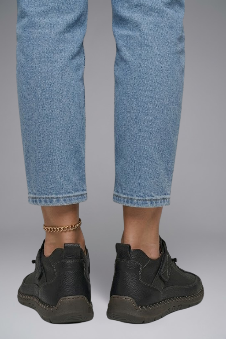 Alyssa – Leather Trainers with Stretch Panels and EVA Sole