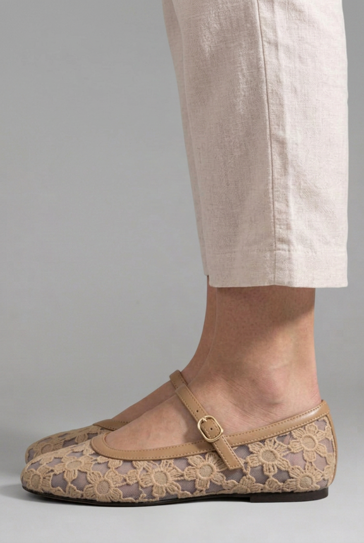 Hazel – Floral Lace Mesh Mary Jane Flats