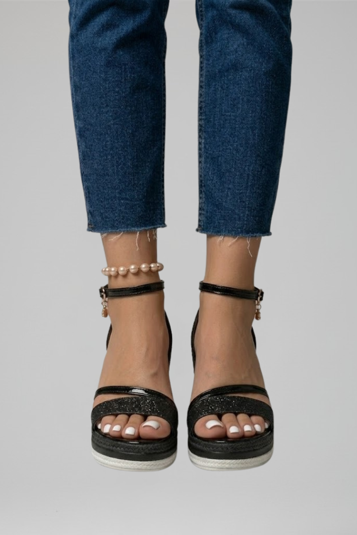 Delilah – Slip-On Orthopaedic Sandals with Cushioned Support