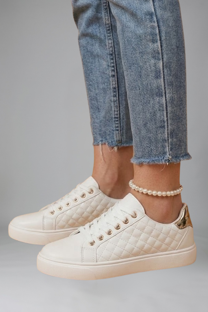 Hazel – Comfortable Orthopaedic Trainers with Flat Rubber Sole