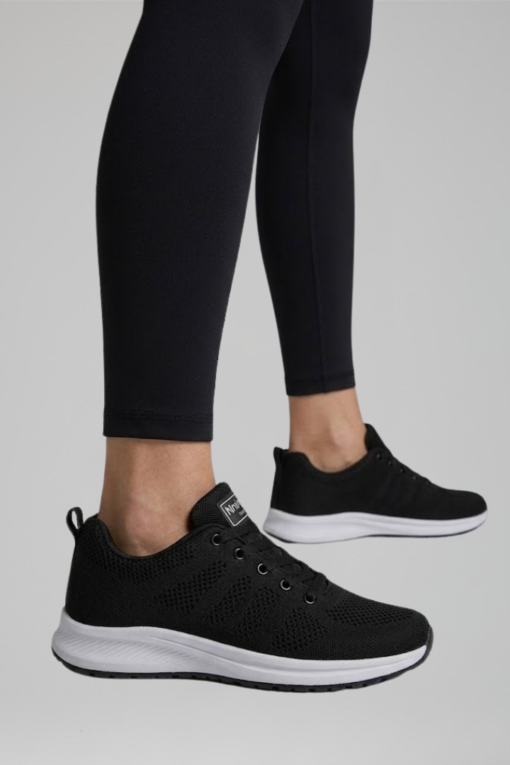 Daphne – Lace-Up Orthopaedic Walking Shoes for Comfort