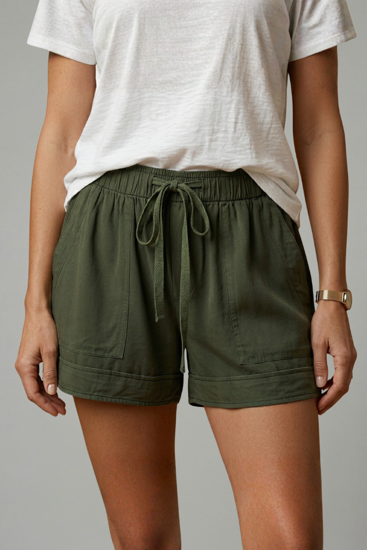 Daphne – Easy Fit Drawstring Waist Shorts