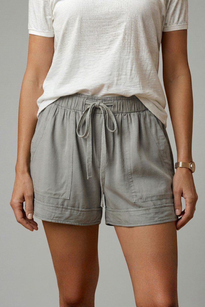 Daphne – Easy Fit Drawstring Waist Shorts