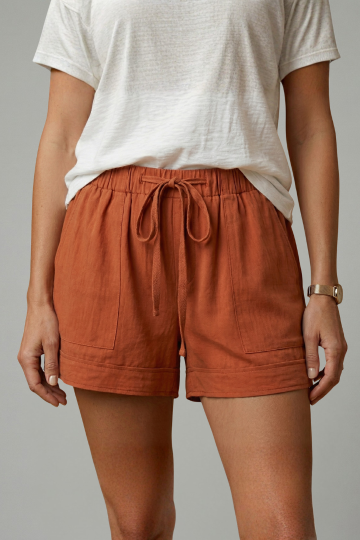 Daphne – Easy Fit Drawstring Waist Shorts
