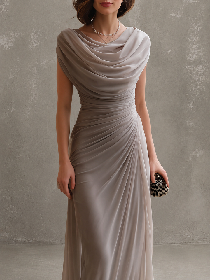 Jocelyn – Flowing Sleeveless Maxi Dress